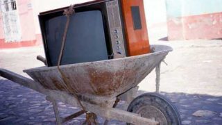 Вбросить старый телевизор