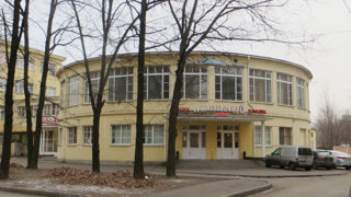 Здание бывшей Технической школы на проспекте Стачек, 30